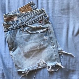 Y2K Hollister Distressed Jean Skirt Size 3
